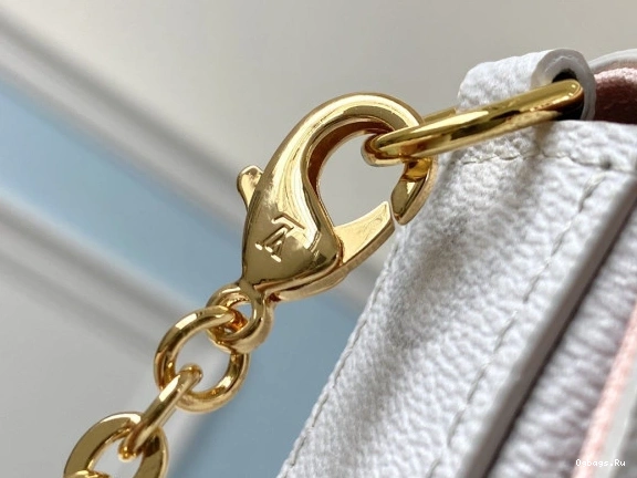 LOUIS VUITTON POCHETTE FÉLICIE 0330